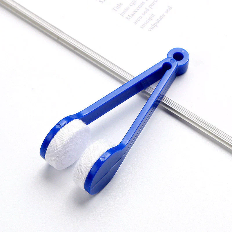 2-in-1 Microfiber Glasses Cleaning Brush - Image 4