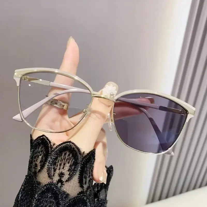 Vivian Glasses - Photochromic (Darkens in the Sun) - Image 4